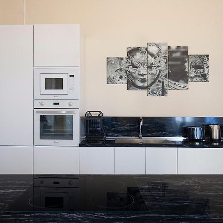 Luxury Apartment Pesaro Papafava Benátky Exteriér fotografie