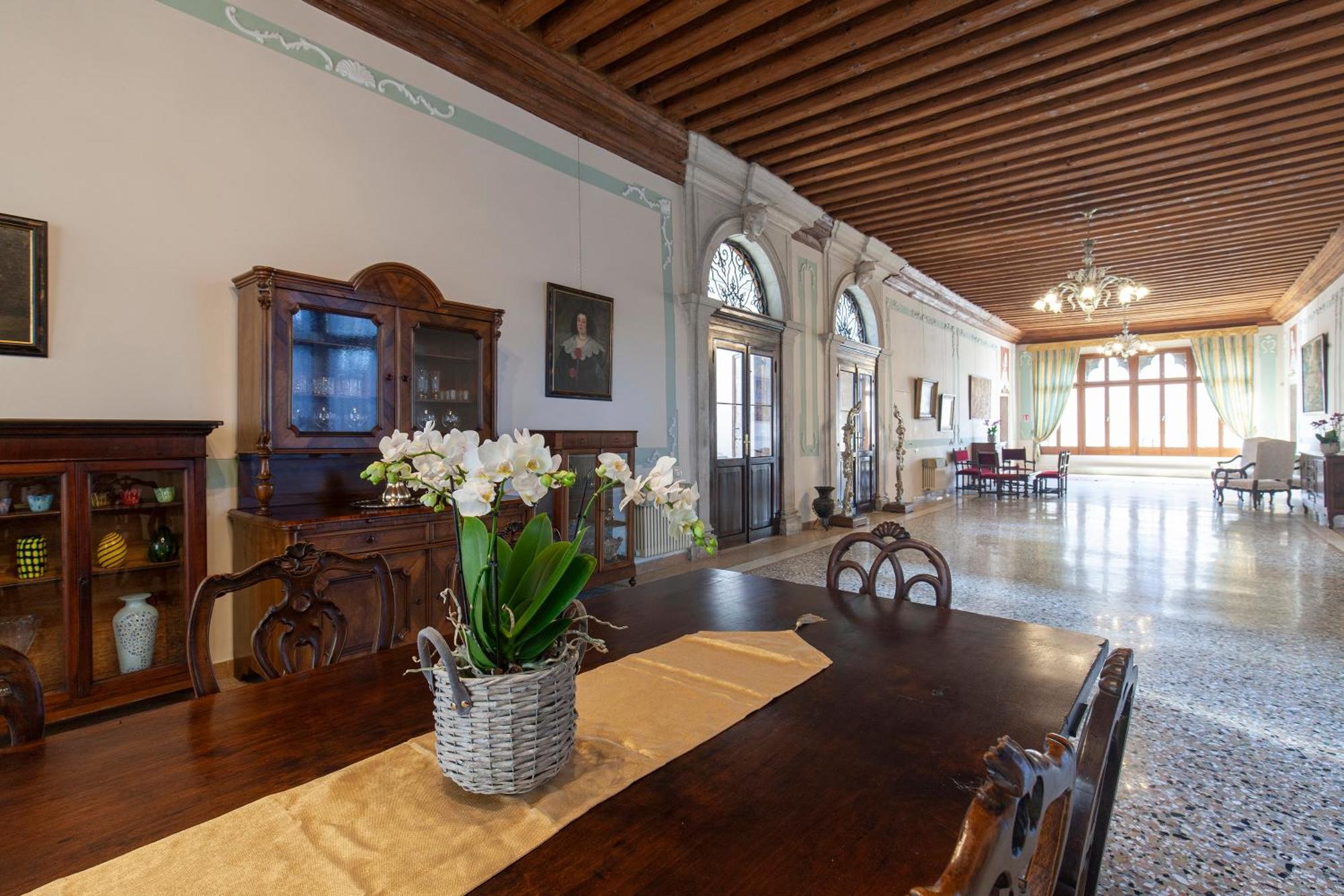 Luxury Apartment Pesaro Papafava Benátky Exteriér fotografie