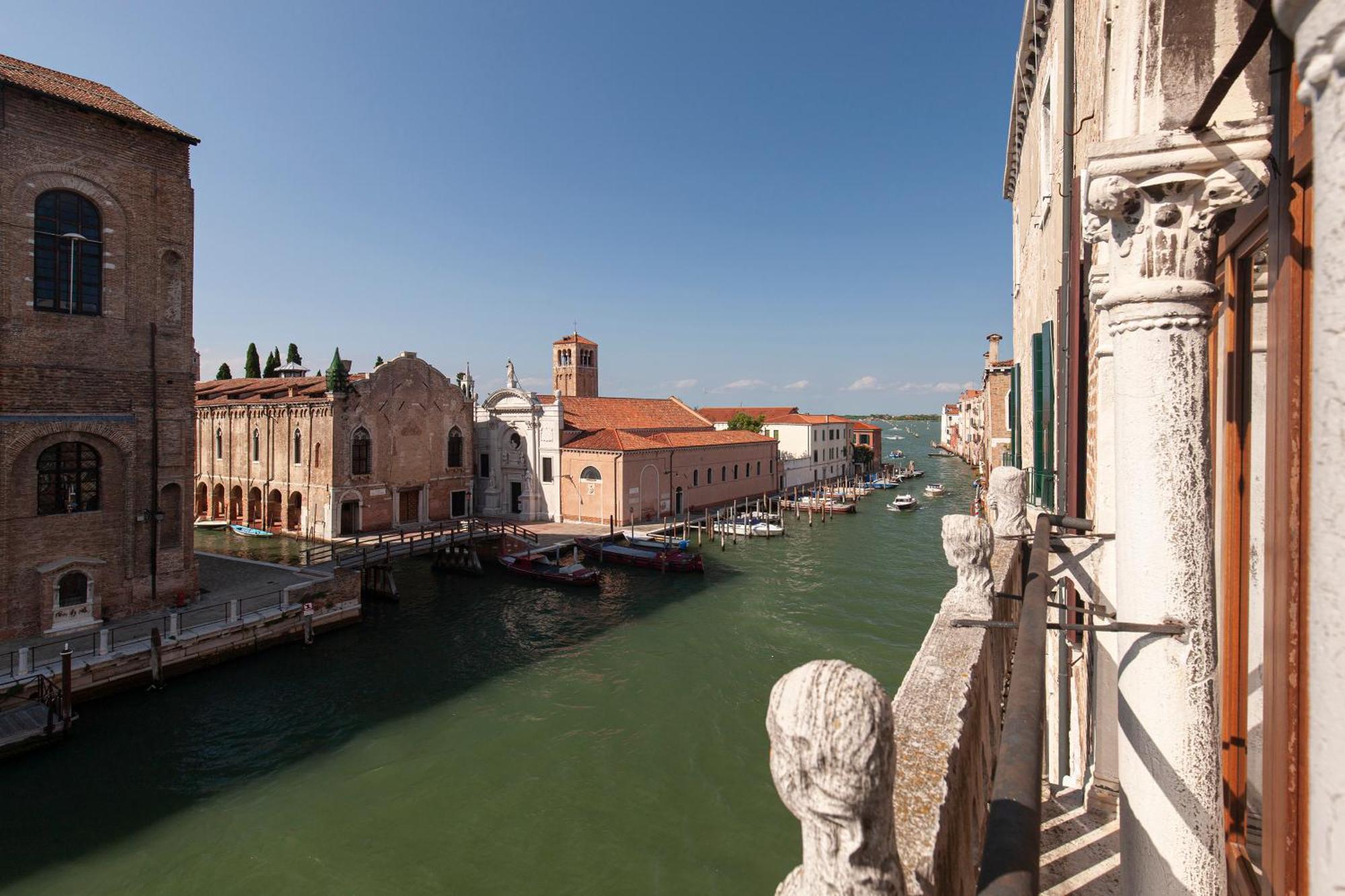 Luxury Apartment Pesaro Papafava Benátky Exteriér fotografie