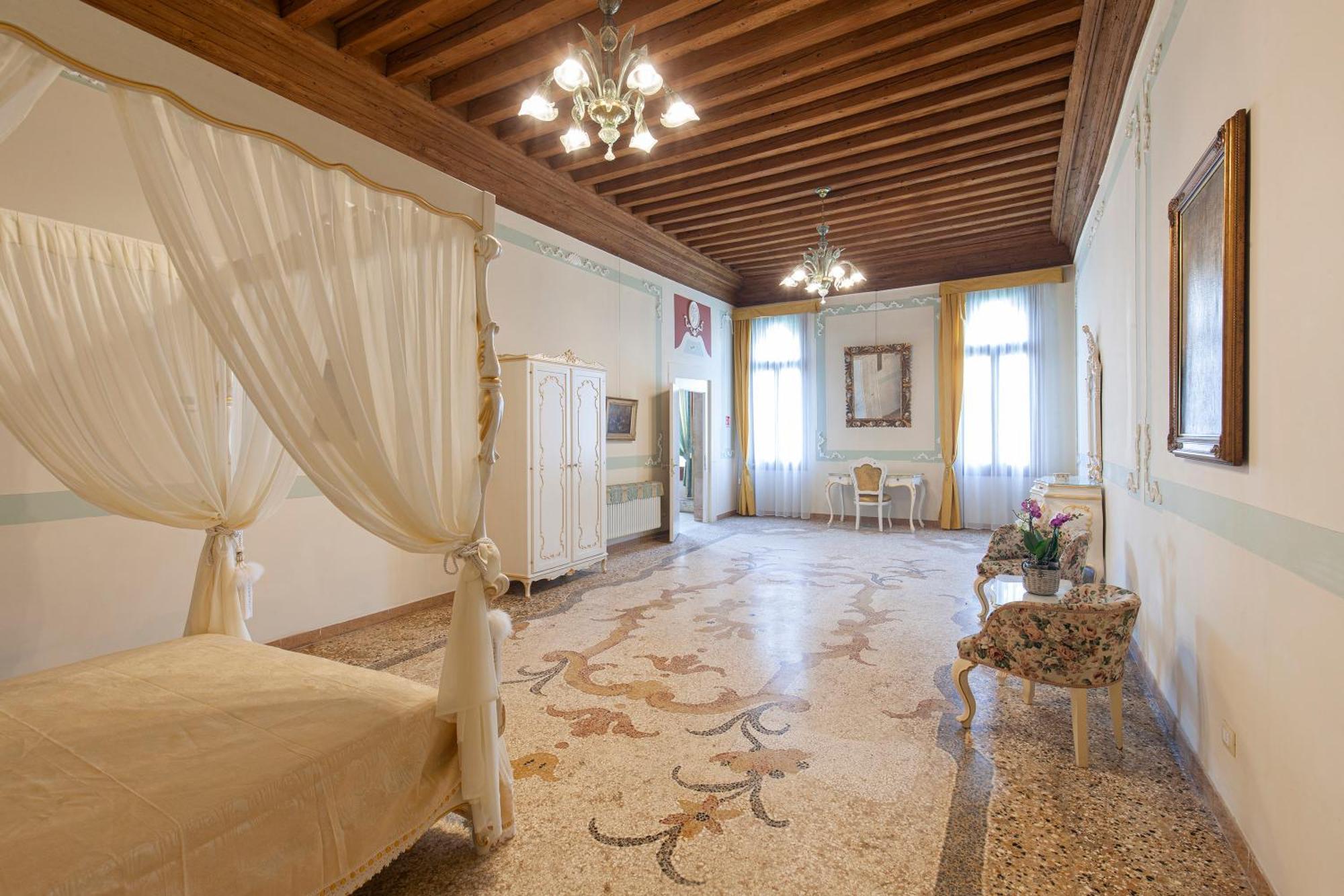 Luxury Apartment Pesaro Papafava Benátky Exteriér fotografie