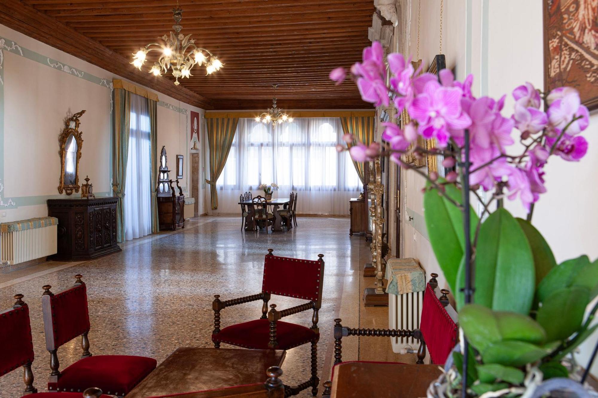Luxury Apartment Pesaro Papafava Benátky Exteriér fotografie